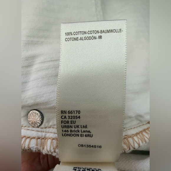 Free People We The Free denim cutoff shorts floral print frayed raw hem - Picture 6 of 7